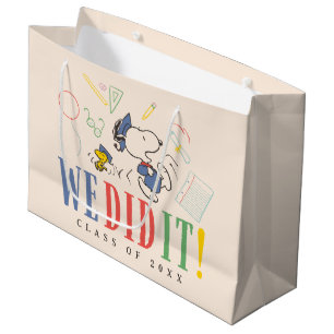Peanuts Snoopy Woodstock We Did It Graduation Cap Large Gift Bag