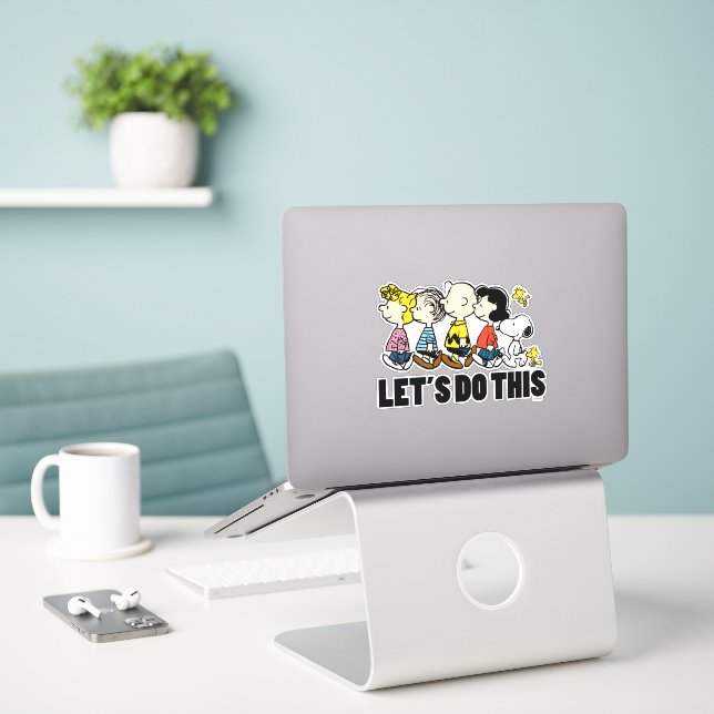 Peanuts | The Gang (Laptop On Desk)