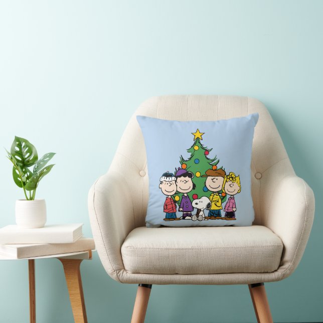 Peanuts | The Gang Around the Christmas Tree Cushion (Chair)