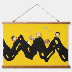 Peanuts   The Gang on the Zig Zag Hanging Tapestry