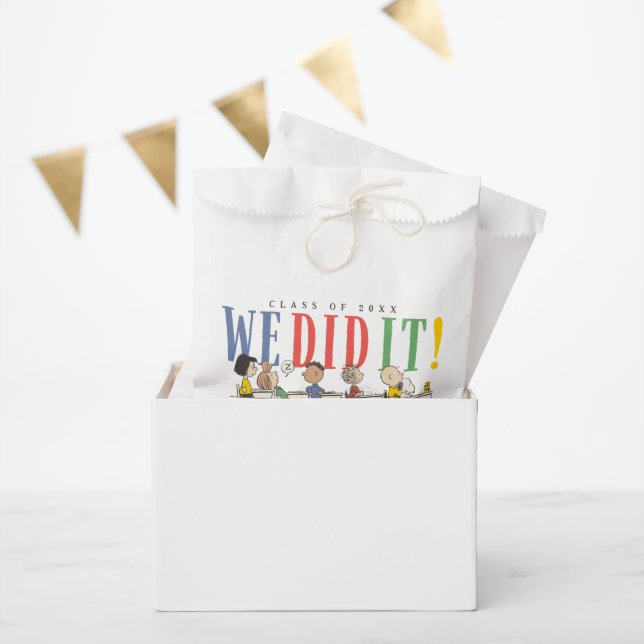 Peanuts We Did It Graduation Funny Quote Snoopy Favour Bags (Party)