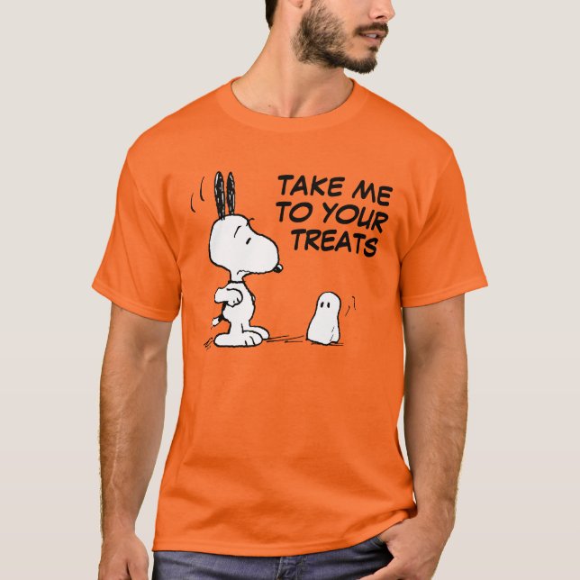 Peanuts | Woodstock Scares Snoopy T-Shirt (Front)
