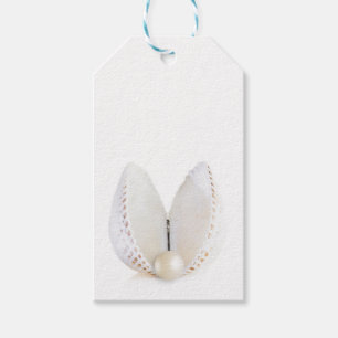 Pearl and seashell gift tags