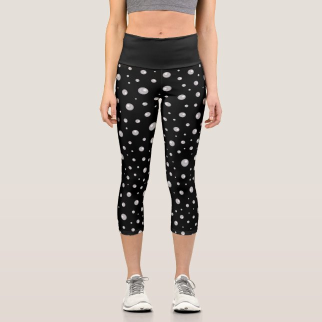 Pearl Pattern on Black Background Capri Leggings (Front)