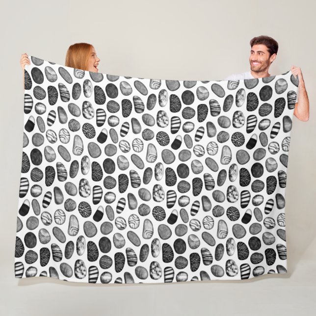 Pebble Pattern Fleece Blanket (In Situ)