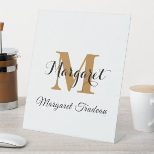 Pedestal Name Sign – Personalised Event Accent