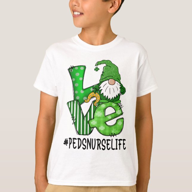 Peds Nurse Love St Patricks Day Green Lucky Gnome  T-Shirt (Front)