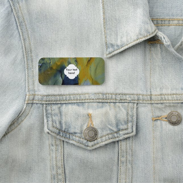 Peeling paint name tag (In Situ)