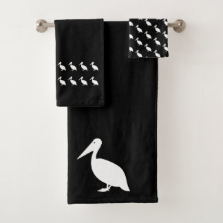 Pelican Bath Black and white towel set