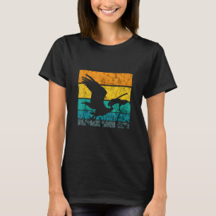Pelican Bird Fish Catch Tropical Bird Animal Retro T-Shirt