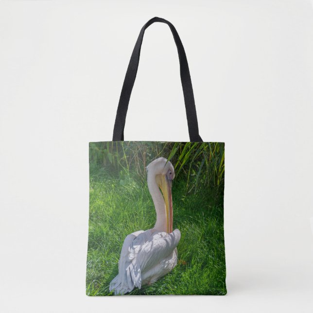Pelican up close tote bag (Front)