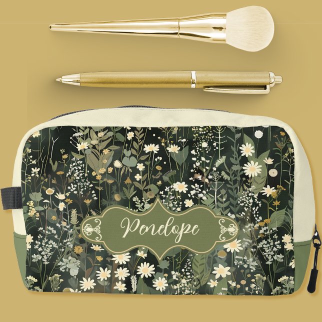 Penelope Dark Daisy Floral Dopp Kit (Creator Uploaded)