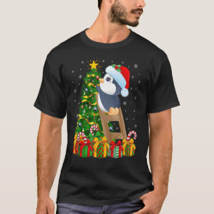 Penguin Bird Xmas Lights Penguin Christmas Tree T-Shirt