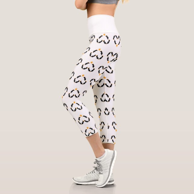 Penguin Heart Love Capri Leggings (Left)
