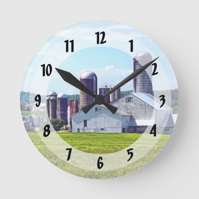 Pennsylvania Farm With Silos Round Clock (Front)