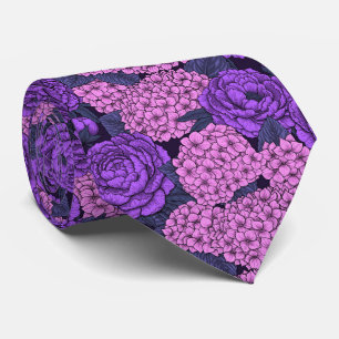 Peony and hydrangea in pink and violet tie