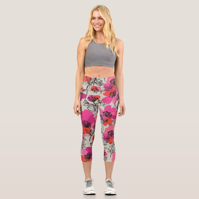 Peony Floral Vintage Seamless Pattern. Capri Leggings (Front)