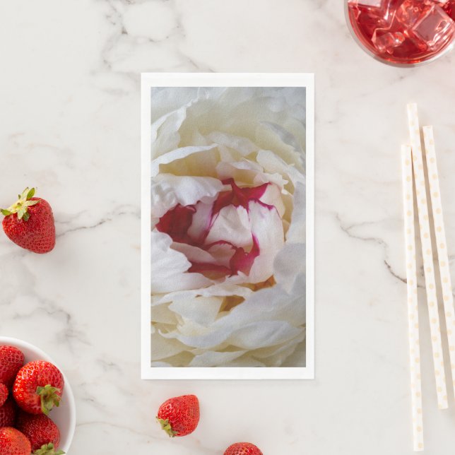 Peony petals napkin (Insitu)