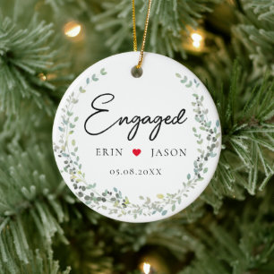 Perfect Match!  Elegant, Simpel, Wreath Ceramic Tree Decoration