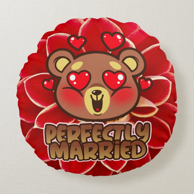 Perfectly married cartoon bear round pillow (Front)