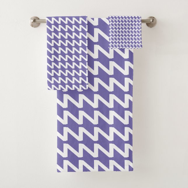 Periwinkle and white Modern Sharp Waves Bath Towel Set (Insitu)