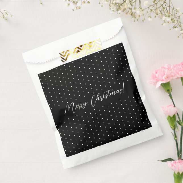Personalised Black Elegant Script Favour Bags (Sealed)