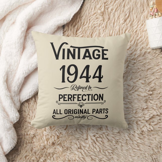 Personalised eighty vintage 80th birthday party cushion (Blanket)