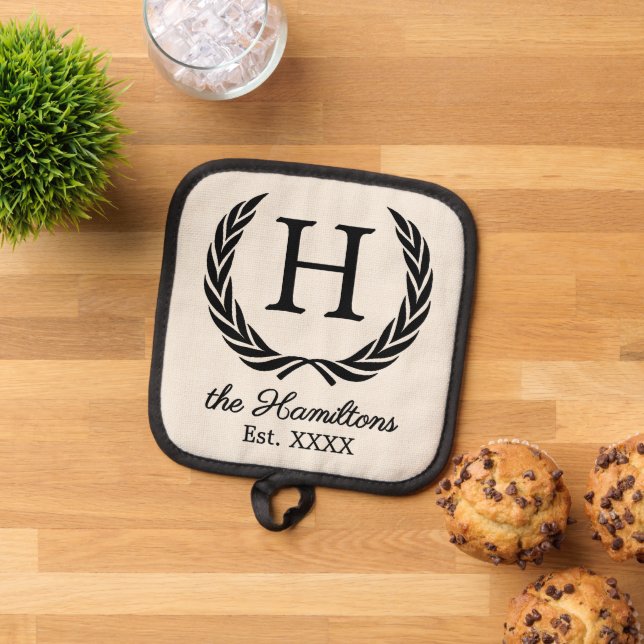 Personalised Family Name Antique Laurel Wreath Pot Holder (Top Down)