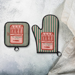 Personalised Family Retro Sardine Tin Stripes Oven Mitt & Pot Holder Set