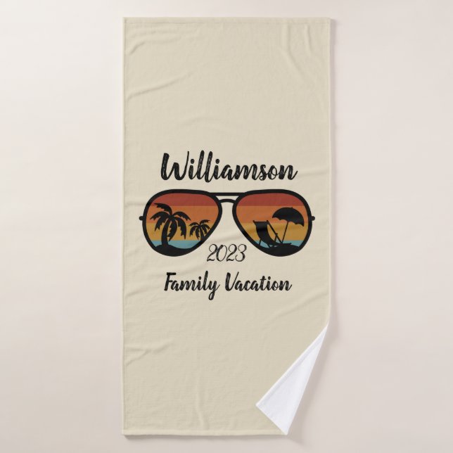 Personalised family vacation bath towel set (Bath Towel)