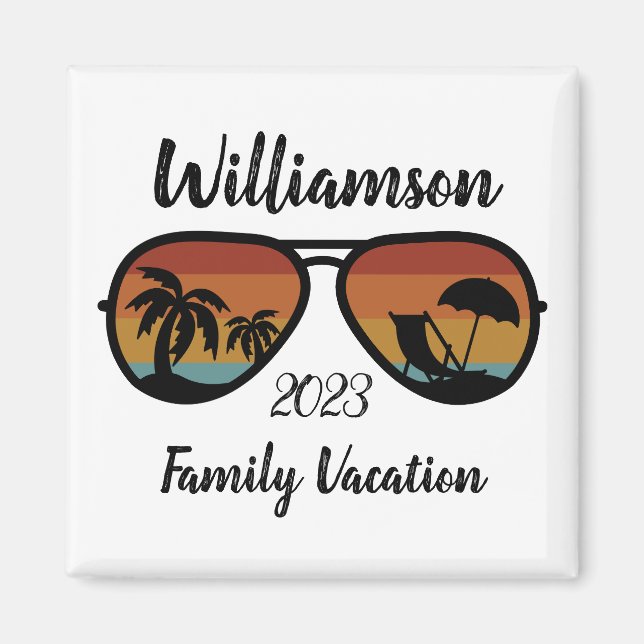 Personalised family vacation magnet (Front)