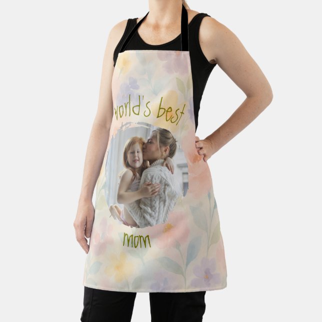 Personalised Floral 'World's Best Mum' Apron (Insitu)