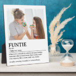 Personalised Funtie Definition Quote Plaque<br><div class="desc">This Funtie definition quote design is the perfect way to celebrate the special bond your sister shares with your child as a "Fun Aunt". This design is something that not only brightens her space but also captures the unique joy and love she brings to your family. Whether it's for a...</div>