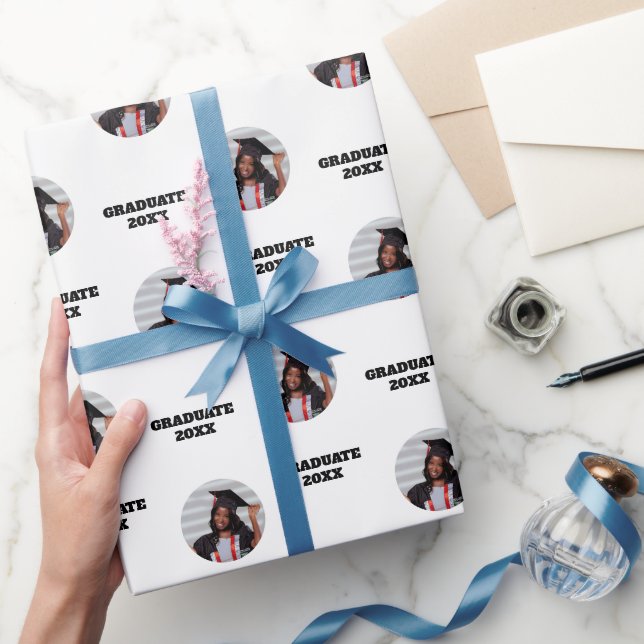 Personalised Gift Wrap for Graduation  (Gifting)