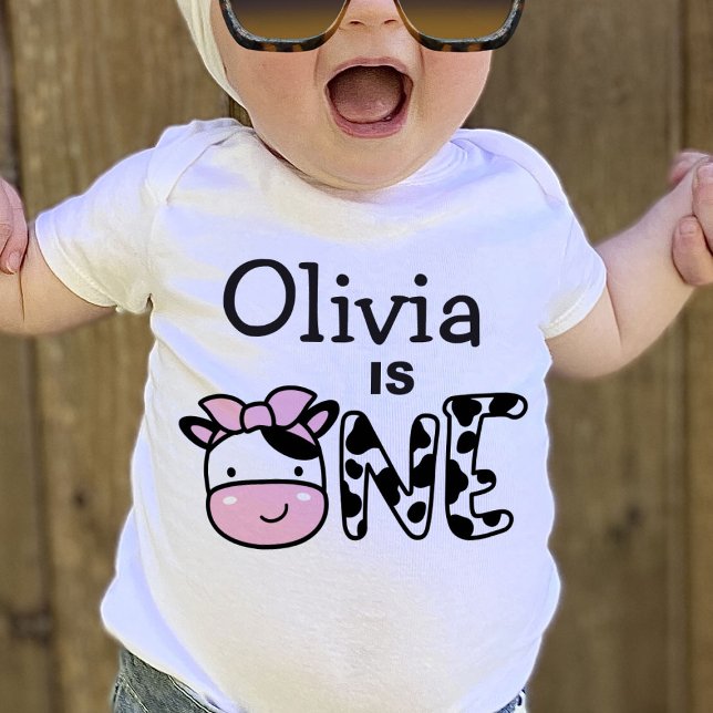 Personalised Girl 1st Birthday Cow T-Shirt (Creator Uploaded)