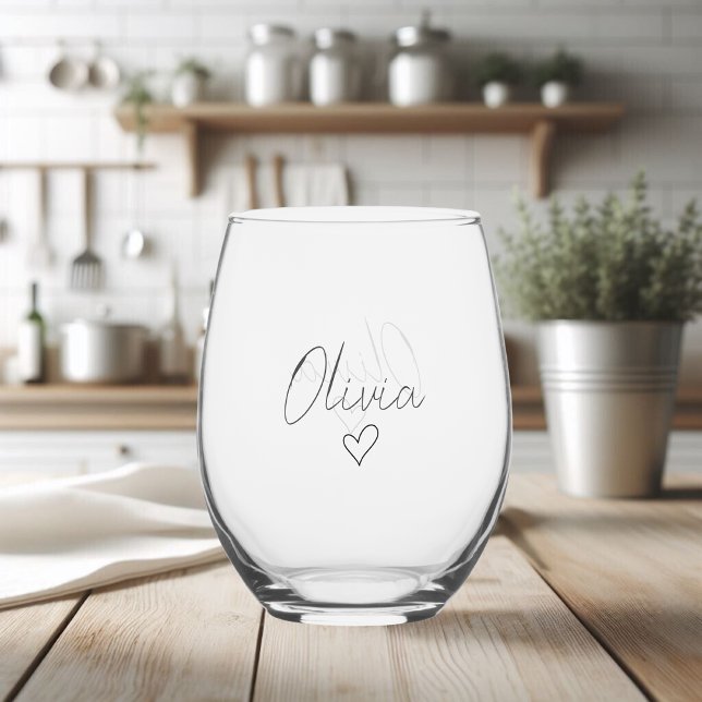 Personalised Girly Wine Glasses with Name & Heart (Creator Uploaded)