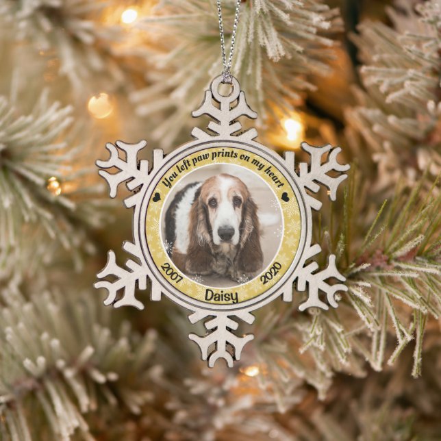 Personalised Gold Dog Memorial Snowflake Pewter Christmas Ornament (Tree)
