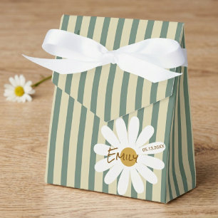 Personalised Green Daisy Favour Boxes Floral