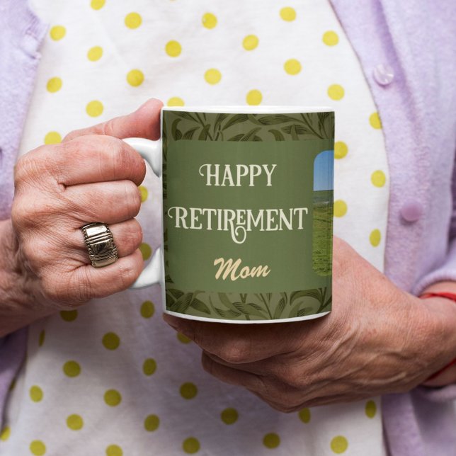 Personalised Happy Retirement Gifts for Mum Green Coffee Mug (Personalized Happy Retirement Gifts for Mom Green Coffee Mug)