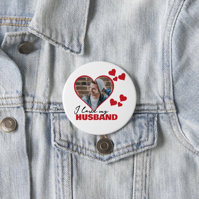 Personalised I Love My Husband Heart Photo 7.5 Cm Round Badge (In Situ)