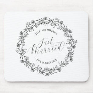 Personalised Just Married Floral   Mousepad