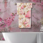 Personalised Magical Fairy Floral Garden Pixie  Bath Towel Set<br><div class="desc">Transform bath time into a magical adventure with our Personalised Magical Fairy Floral Garden Pixie Bath Towel Set! This delightful set is the perfect way to add whimsy and charm to your little one's bath routine. Crafted with care and attention to detail, our bath towel set features a charming design...</div>