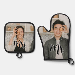 Personalised Mr. and Mrs. Photo  Oven Mitt & Pot Holder Set