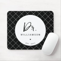 Personalised Name Dr Minimalist Doctor Graduation