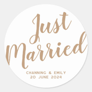 Personalised Newlywed Honeymoon Just Married Classic Round Sticker
