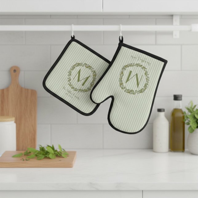 Personalised Olive Wreath Monogram  Oven Mitt & Pot Holder Set (Creator Uploaded)