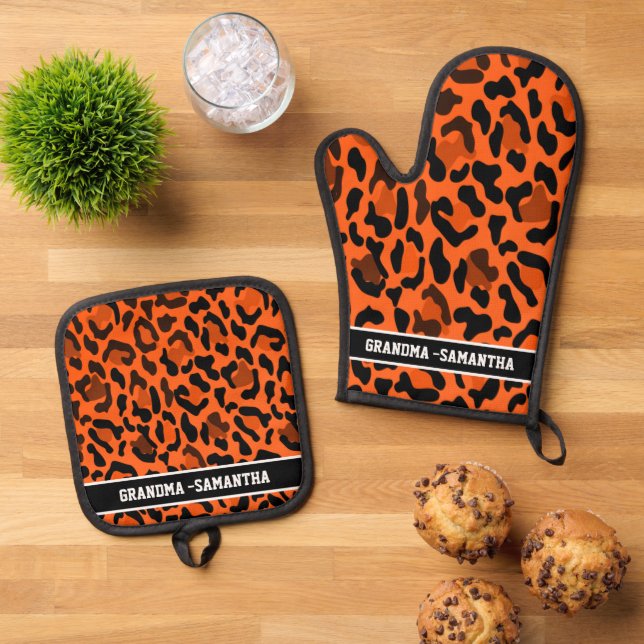 Personalised Orange Leopard Print Grandma Name Oven Mitt & Pot Holder Set (Top Down)