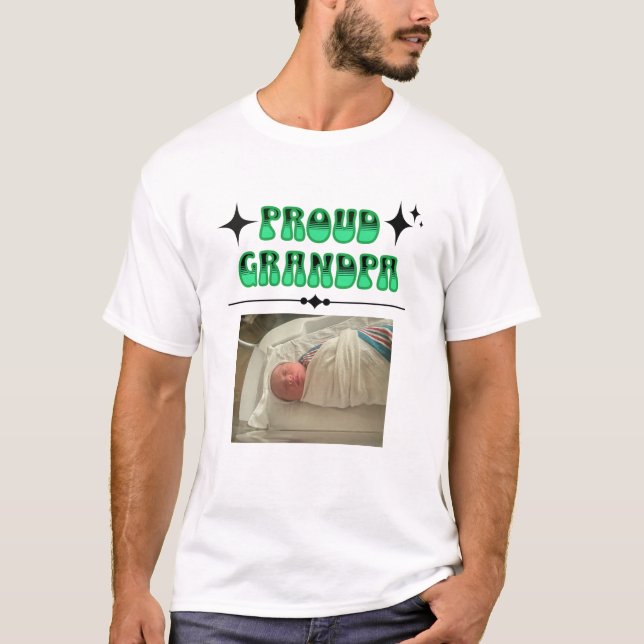 Personalised Photo Proud Grandpa Retro Style  T-Shirt (Front)