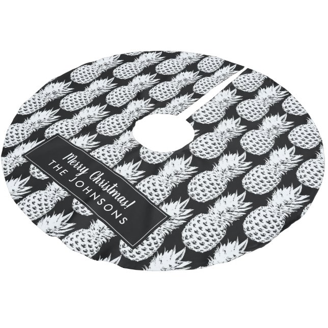 Personalised pineapple pattern Christmas Holiday Brushed Polyester Tree Skirt (Angled)