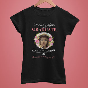 Personalised Proud Mum of 2025 Graduate T-Shirt